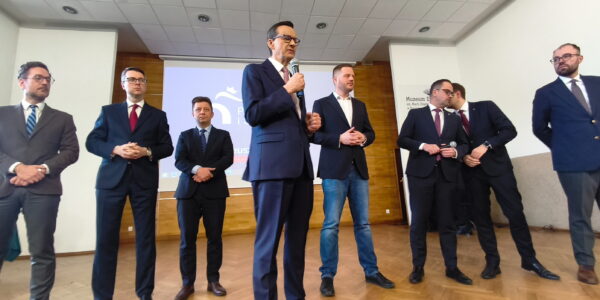 zawieszenie Krzysztofa Szczuckiego