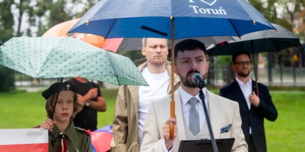 obchody Powstania Warszawskiego Toruń