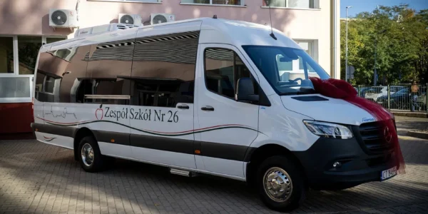 nowy autobus szkoła Toruń