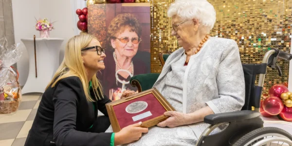 Trzy jubilatki z medalami